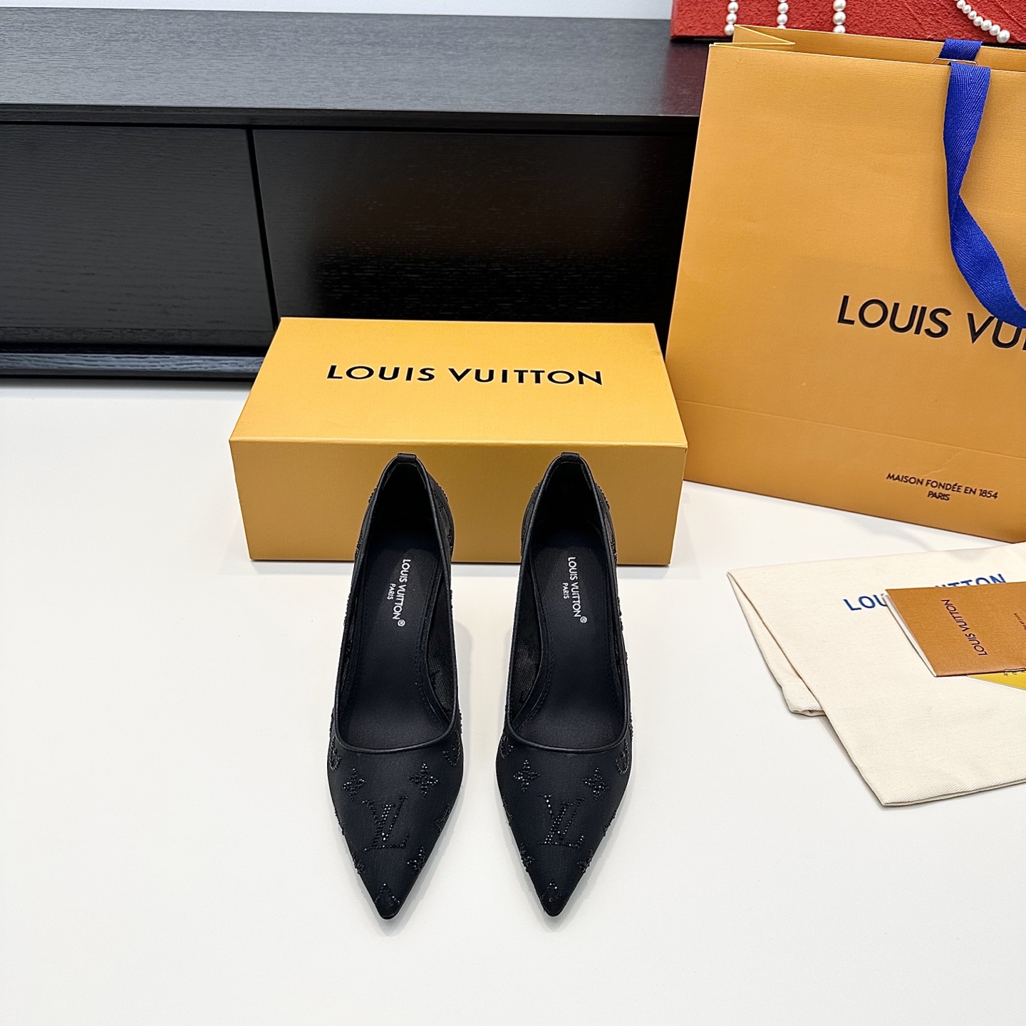 Women's high heels